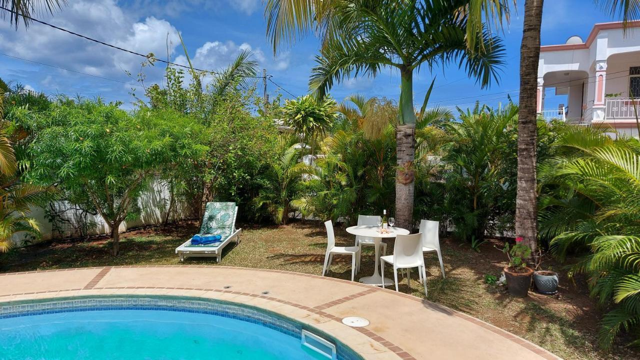 Tropical Palms Apartment Mauritius ポワント・オー・カノニエ エクステリア 写真
